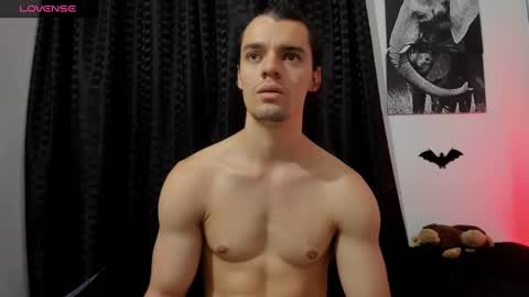 Snapshot of maxi_styles chatting on 12-11-24, 11:21 Alex online show from 12-11-24, 11:21