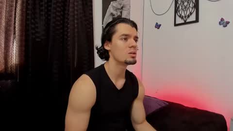 Snapshot of maxi_styles chatting on 01-22-25, 05:38 Alex online show from 01-22-25, 05:38