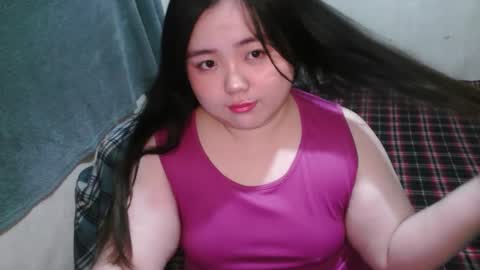 Maxie online show from 10-20-25, 01:00