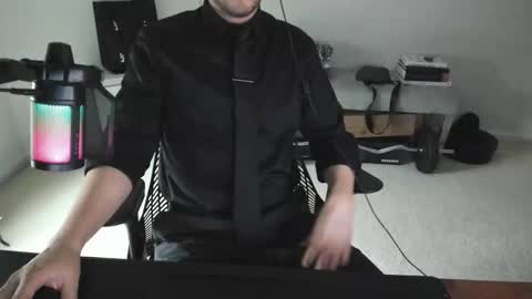 Snapshot of maximal91 chatting on 03-03-26, 08:26 maximal91 online show from 03-03-26, 08:26