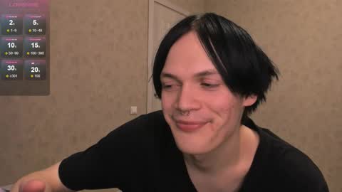 Snapshot of maximcumtasty chatting on 02-11-26, 05:18 Max online show from 02-11-26, 05:18