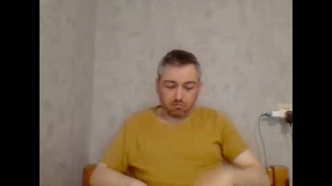 Snapshot of maximefrxx chatting on 05-28-26, 04:32 Maxime online show from 05-28-26, 04:32