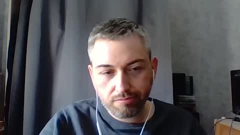 Snapshot of maximefrxx chatting on 06-14-26, 02:30 Maxime online show from 06-14-26, 02:30