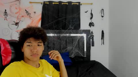 Maximiliano online show from 11-01-25, 07:49