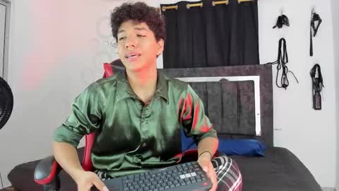 Maximiliano online show from 11-27-25, 08:11