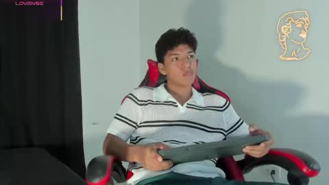 Maximiliano online show from 03-12-26, 07:31