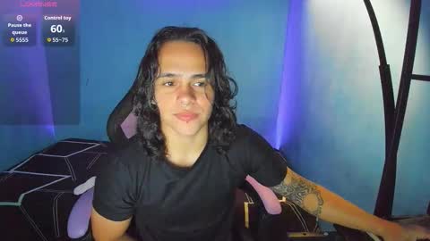 Snapshot of maximiliano_scoott_ chatting on 10-15-25, 07:03 maximiliano_scoott_ online show from 10-15-25, 07:03