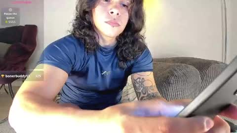 Snapshot of maximiliano_scoott_ chatting on 04-19-26, 08:02 maximiliano_scoott_ online show from 04-19-26, 08:02