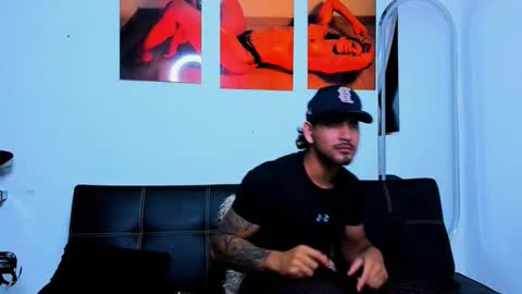 Maximo online show from 10-19-25, 06:25