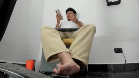 Snapshot of maximo__77 chatting on 01-07-26, 05:10 maximo__77 online show from 01-07-26, 05:10