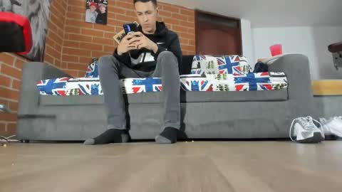 Snapshot of maximo__77 chatting on 03-18-26, 03:42 maximo__77 online show from 03-18-26, 03:42