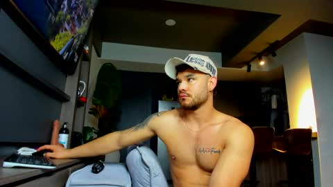 maximo_and_marcelo online show from 04-30-26, 11:05