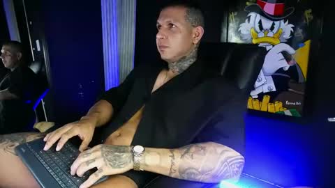 Snapshot of maximo_vega chatting on 10-24-25, 11:12 Maximo online show from 10-24-25, 11:12