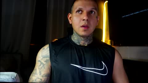 Snapshot of maximo_vega chatting on 11-02-25, 12:57 Maximo online show from 11-02-25, 12:57