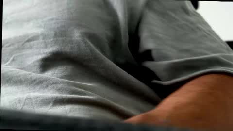 Snapshot of maximo_vega chatting on 11-09-25, 01:31 Maximo online show from 11-09-25, 01:31