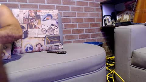 Snapshot of maximotorricelli chatting on 02-14-25, 01:45 maximotorricelli online show from 02-14-25, 01:45