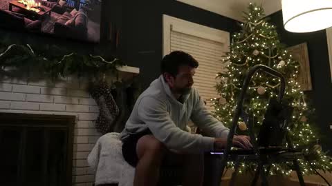 Snapshot of maximus_787 chatting on 12-18-25, 03:01 Maximus7871 online show from 12-18-25, 03:01