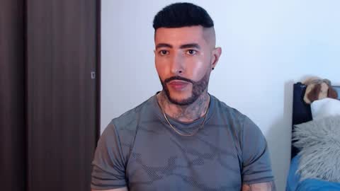 Independent Model online show from 01-07-25, 07:20