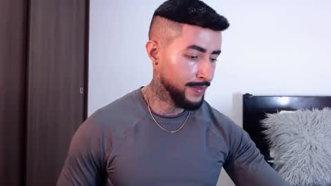 Independent Model online show from 03-08-25, 03:17