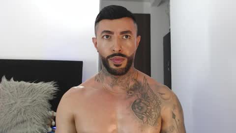 Independent Model online show from 05-18-26, 04:07