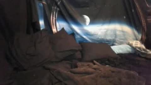 Max online show from 04-07-26, 12:49