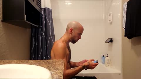 Snapshot of maximusdemitrious chatting on 09-10-25, 11:49 maximusdemitrious online show from 09-10-25, 11:49