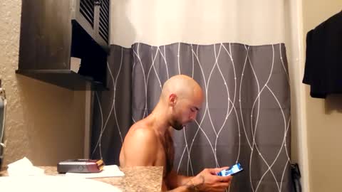 Snapshot of maximusdemitrious chatting on 10-01-25, 09:54 maximusdemitrious online show from 10-01-25, 09:54