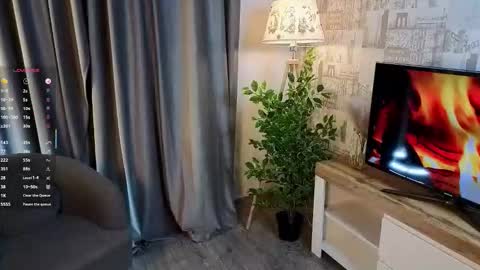 Snapshot of maxineheart chatting on 11-21-25, 01:10 Monica - Next stream 270525 0300 GMT2 online show from 11-21-25, 01:10