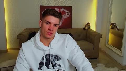 MaxKaiden online show from 09-17-25, 04:25