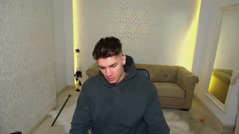 MaxKaiden online show from 11-08-25, 05:18