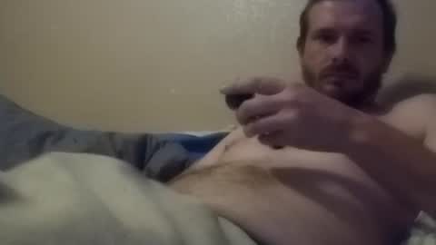 Snapshot of maxlovestain chatting on 07-10-26, 10:07 Barry McCockner online show from 07-10-26, 10:07