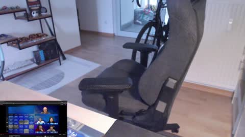 maxp0wer21 online show from 12-28-24, 01:06