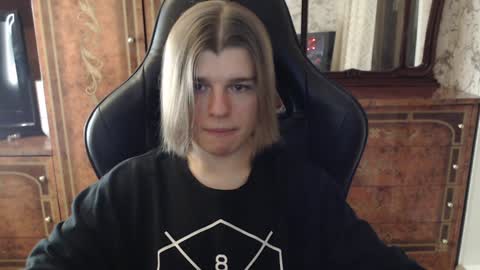 Max online show from 12-03-24, 02:38