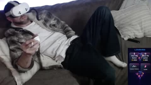 MaxRouger online show from 10-30-25, 07:21