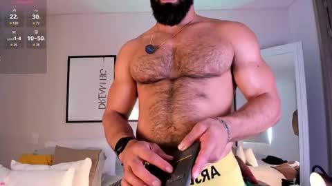 Max online show from 03-11-26, 04:35