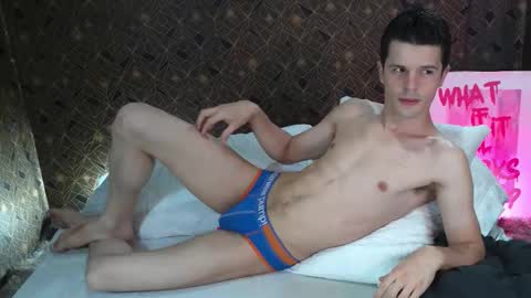 Max online show from 09-14-25, 03:27