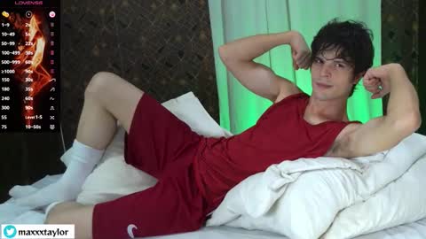 Max online show from 01-12-26, 01:11