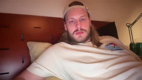 Max Watts online show from 09-28-25, 09:03