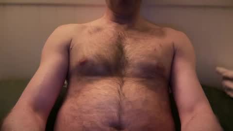 maxwellj1234 online show from 12-19-24, 11:03