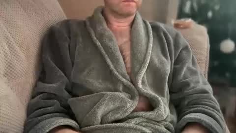 maxwellj1234 online show from 12-22-24, 09:11