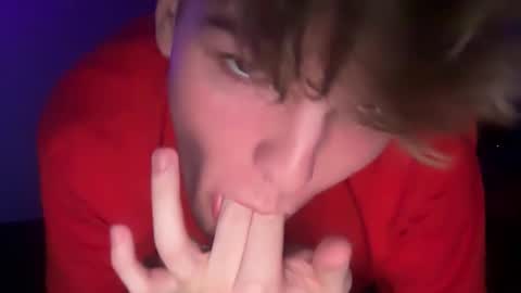 Snapshot of maxx276828 chatting on 11-08-25, 04:51 maxx276828 online show from 11-08-25, 04:51