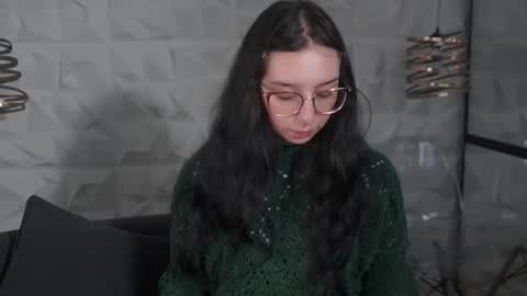 Snapshot of maxx_caprice chatting on 06-15-26, 11:01 gabby online show from 06-15-26, 11:01