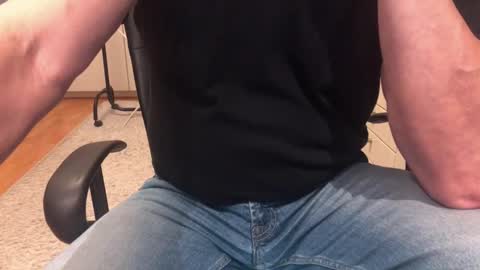 Max online show from 10-22-25, 06:46