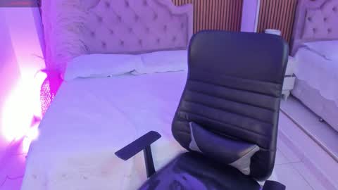 Maxine Minx online show from 03-20-26, 02:16