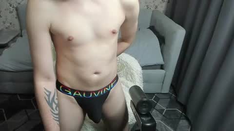 Snapshot of maxxxtw1nk chatting on 06-21-26, 03:47 Maxxxtw1nk online show from 06-21-26, 03:47