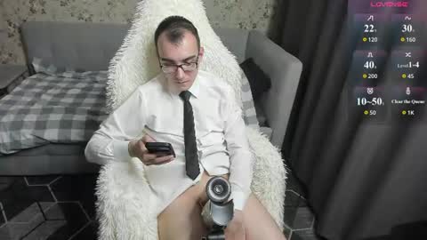 Snapshot of maxxxtw1nk chatting on 08-01-26, 04:17 Maxxxtw1nk online show from 08-01-26, 04:17