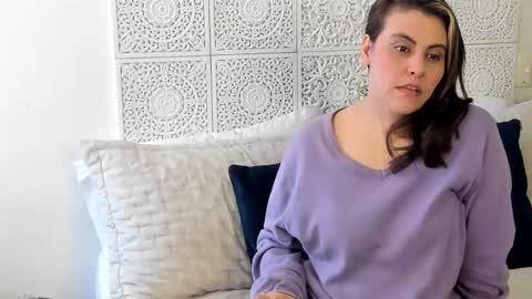 Snapshot of maxzy_star chatting on 01-21-25, 05:30 Victoria online show from 01-21-25, 05:30