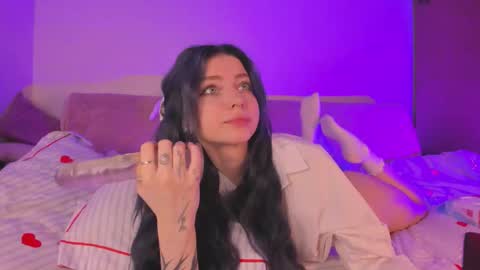 May online show from 11-15-25, 06:11