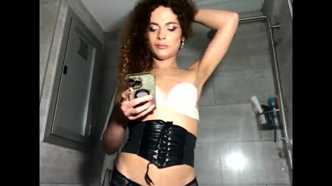 Snapshot of maya632713 chatting on 09-12-25, 07:58 Maya transgirl online show from 09-12-25, 07:58