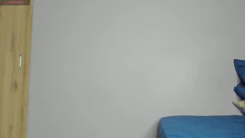 Snapshot of maya__fox chatting on 02-25-26, 11:58 OF mayitta19 online show from 02-25-26, 11:58